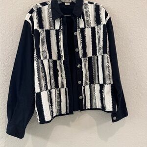 Yak Magic vintage unique Elegant Black and White Women's Blazer. 100% cotton
